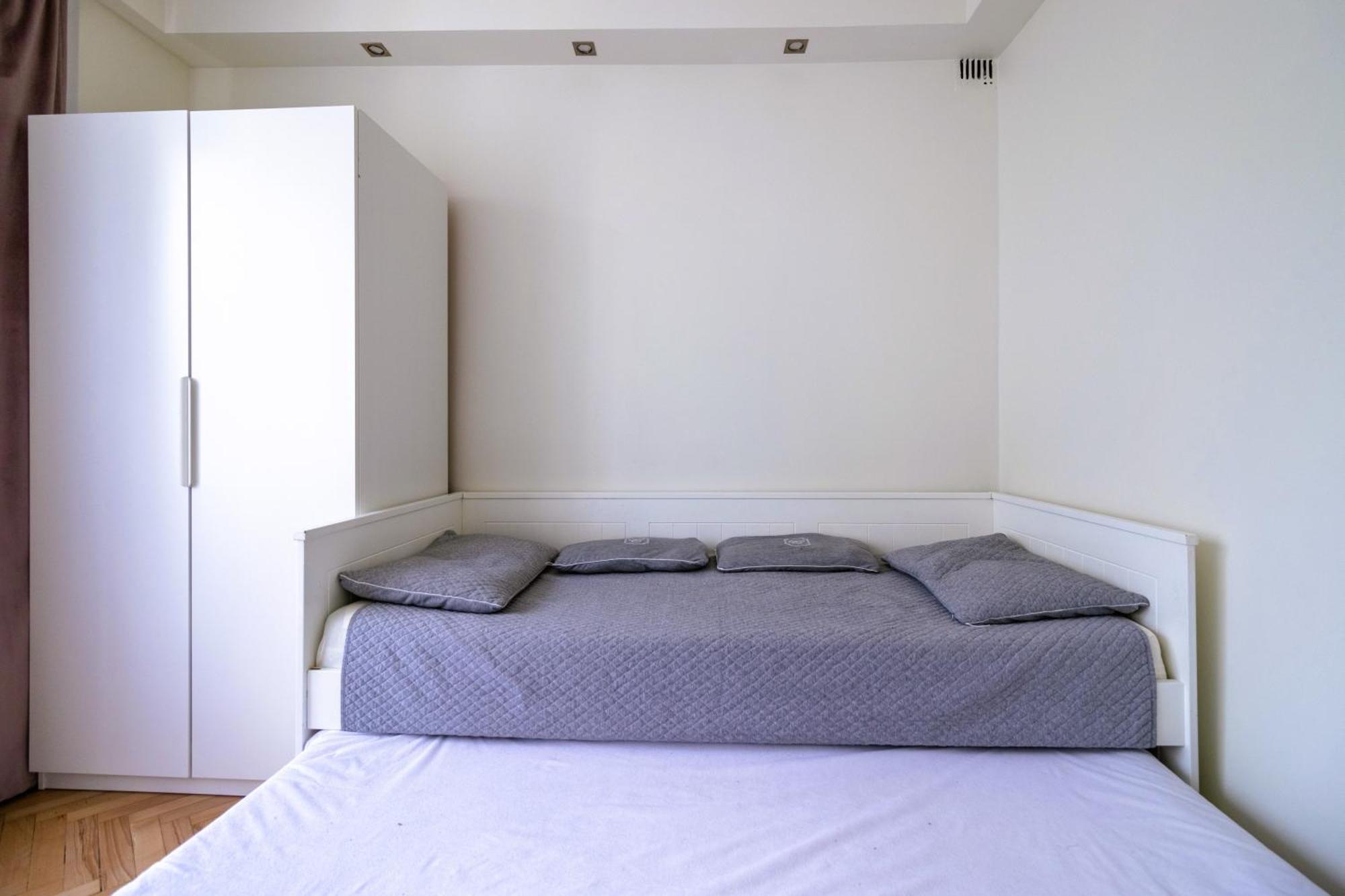Renovated 3 Apt. Near Polin/oldtown Apartamento *