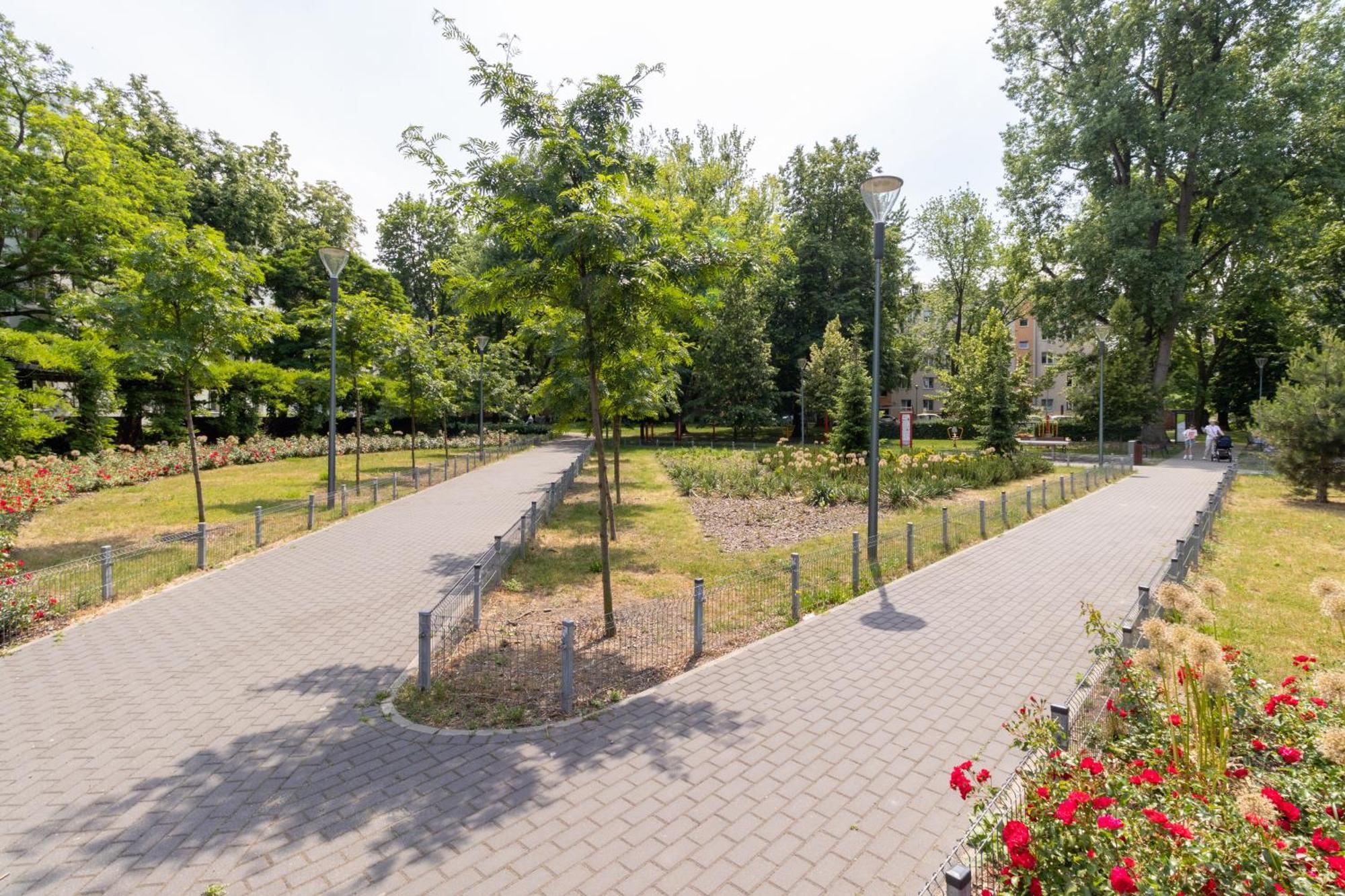 Renovated 3 Apt. Near Polin/oldtown Apartamento